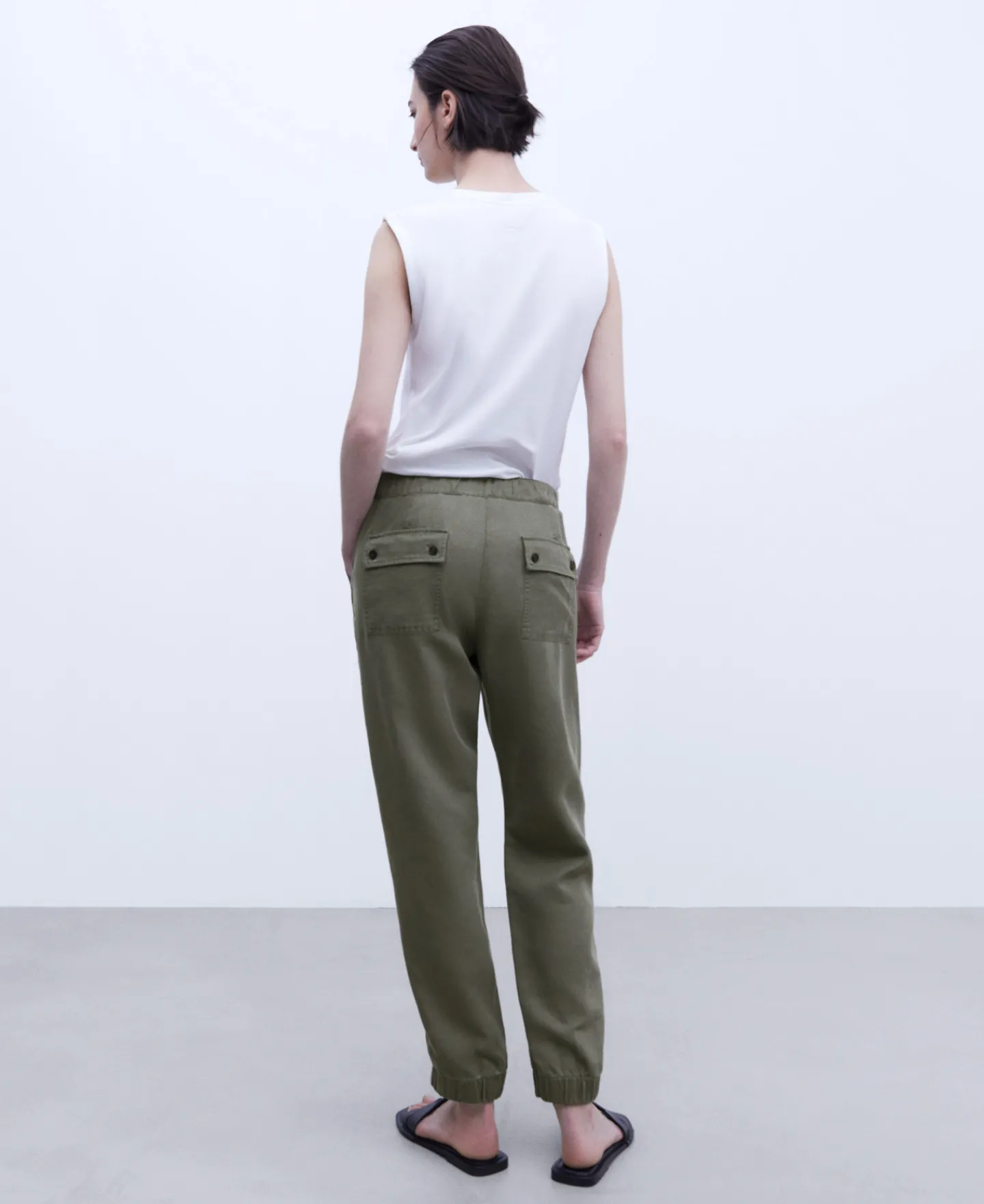 Adolfo Dominguez Pantalones>Pantalon Jogger En Lyocell De Lenzing™ Verde Oscuro